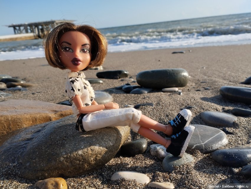 Яся и море — Куклы Bratz (Братц) и Moxie Girlz: MGA (фото 3)