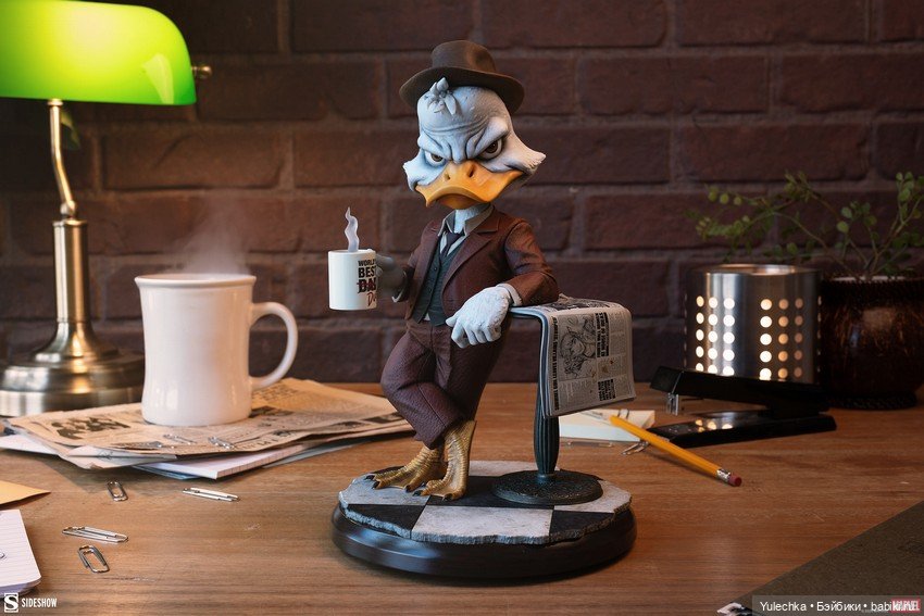 Sideshow - статуя Утки Говарда (фото 2)