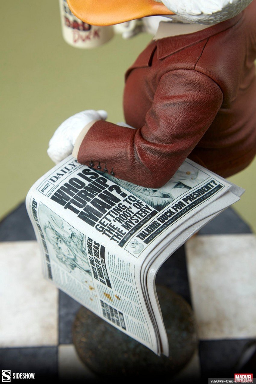 Sideshow - статуя Утки Говарда (фото 3)