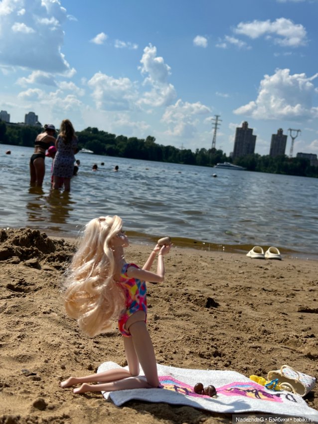 Я не хочу прощаться с солнцем, Мне дорог шум прибрежных волн