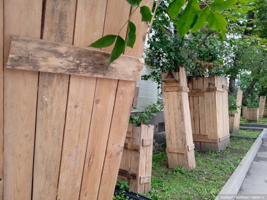 Lori и Eve Lynna - вечером в Москве