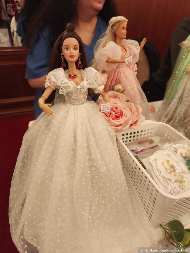 Doll Market (часть 1) — Выставки кукол и мишек Тедди: фоторепортажи