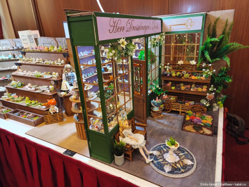 Doll Market (часть 1) — Выставки кукол и мишек Тедди: фоторепортажи