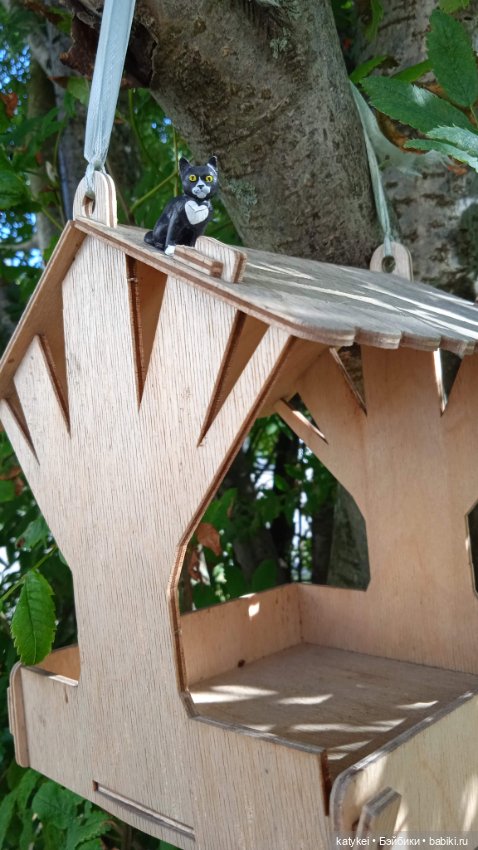 День благодарности чёрным котам 2025