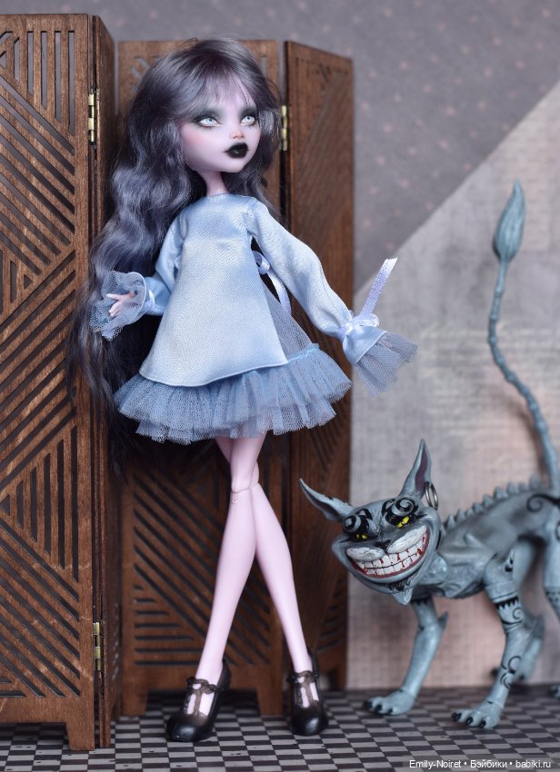 Элизабет, Бэт, Бэтти... из Страны Чудес (фото 3)