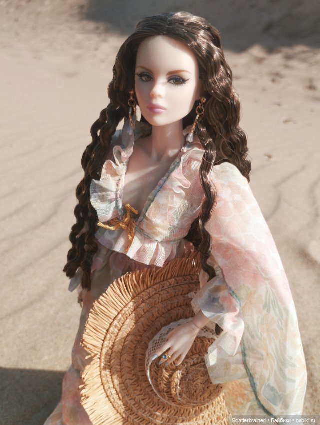 Нежная Тулабелль и песчаный пейзаж