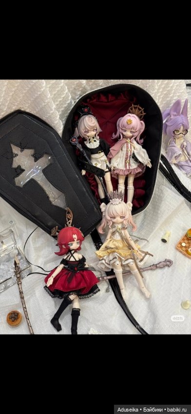 Inedible Doll: несъедобные кролики, буклет 🐇