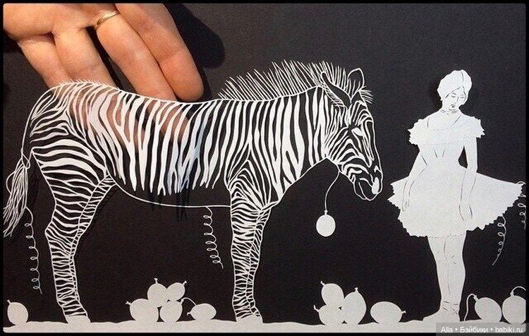 Работы из бумаги Maude White