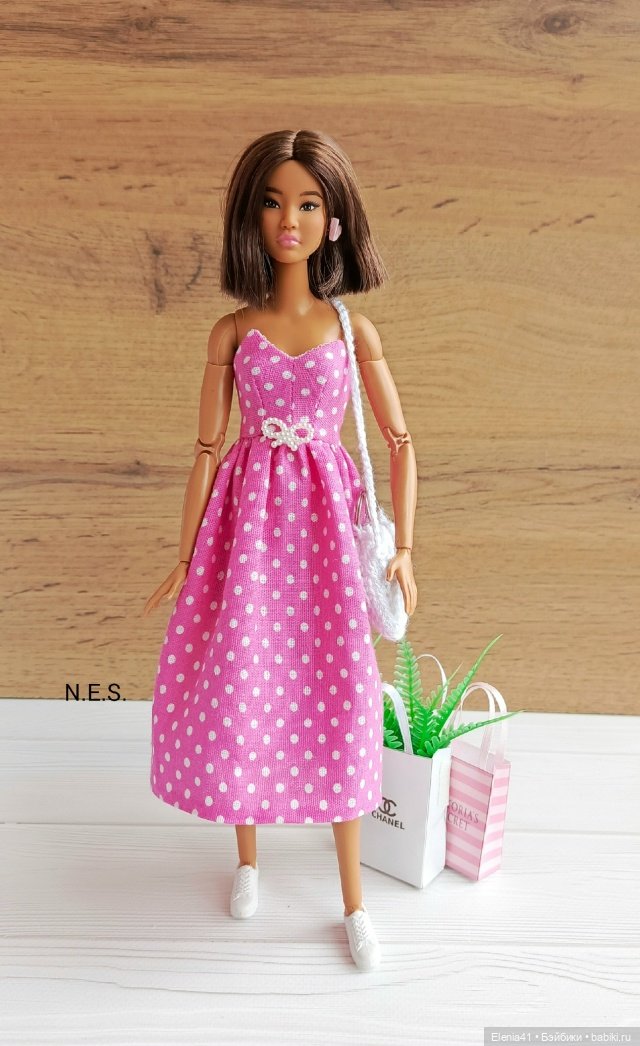 Модные Барби: обновила гардероб для своих кукол (фото 5)
