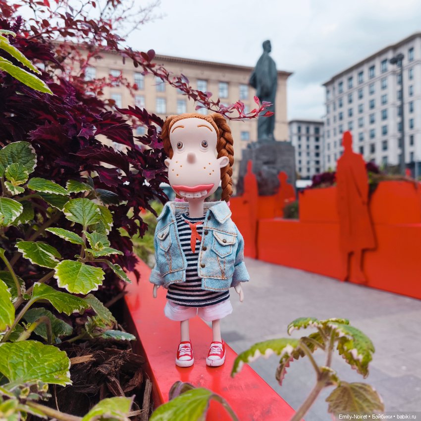 По делам :) — Коллекции игровых кукол (Playline): фото полок (фото 3)