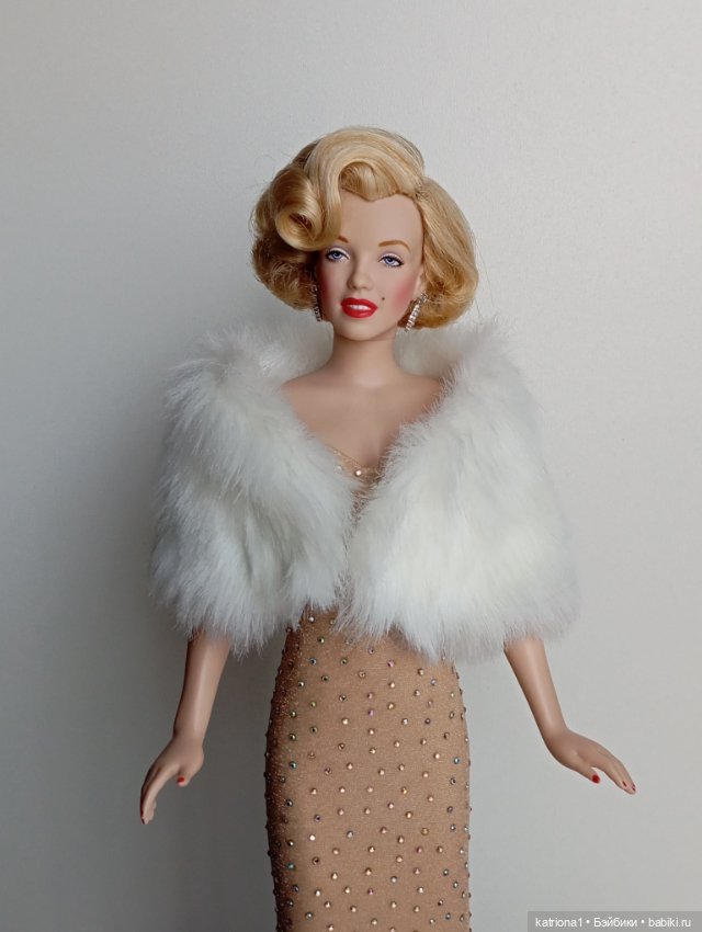 Душечка для президента или поющая Монро (фото 4)