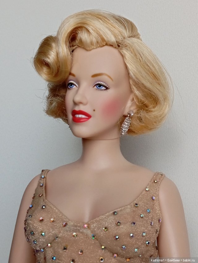 Душечка для президента или поющая Монро (фото 6)