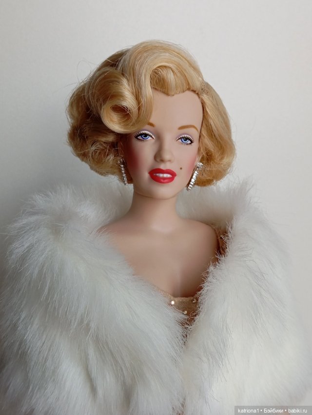 Душечка для президента или поющая Монро (фото 3)