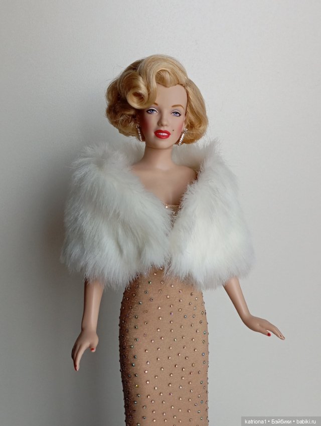 Душечка для президента или поющая Монро (фото 5)