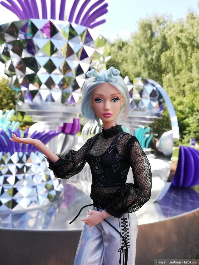 Космические приключения Дефа Люси