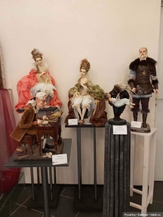 Выставка авторских кукол и мишек Тедди «Элементы искусств» Ч.3