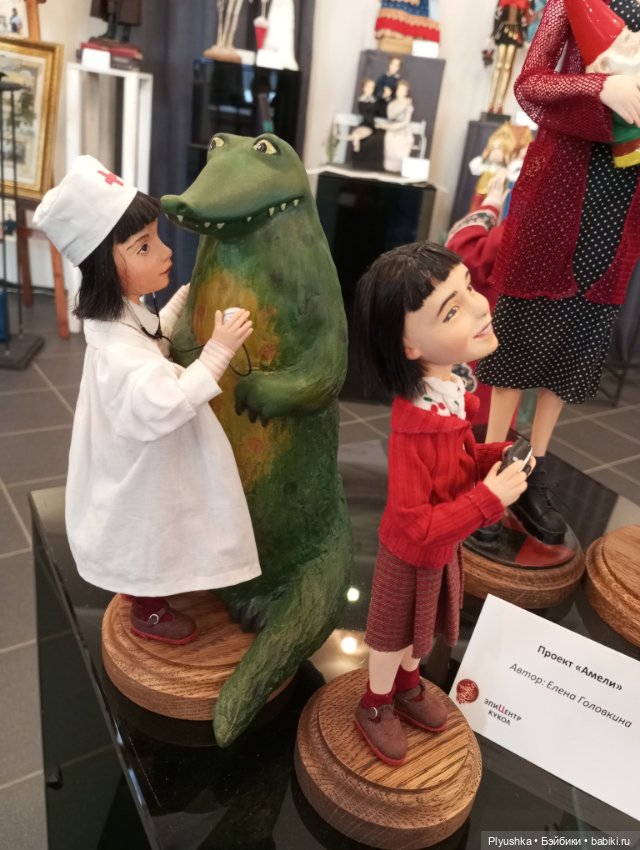 Выставка авторских кукол и мишек Тедди «Элементы искусств» Ч.3