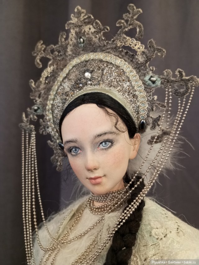 Выставка авторских кукол и мишек Тедди «Элементы искусств» Ч.2