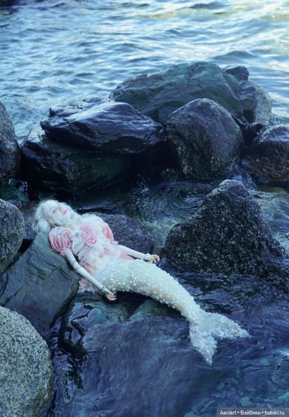 Бал кукол в Новосибирске. Русалочка, Золотой волос