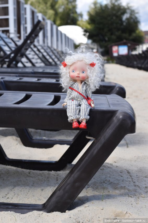 Прогулка в Орловском — Коллекции игровых кукол (Playline): фото полок