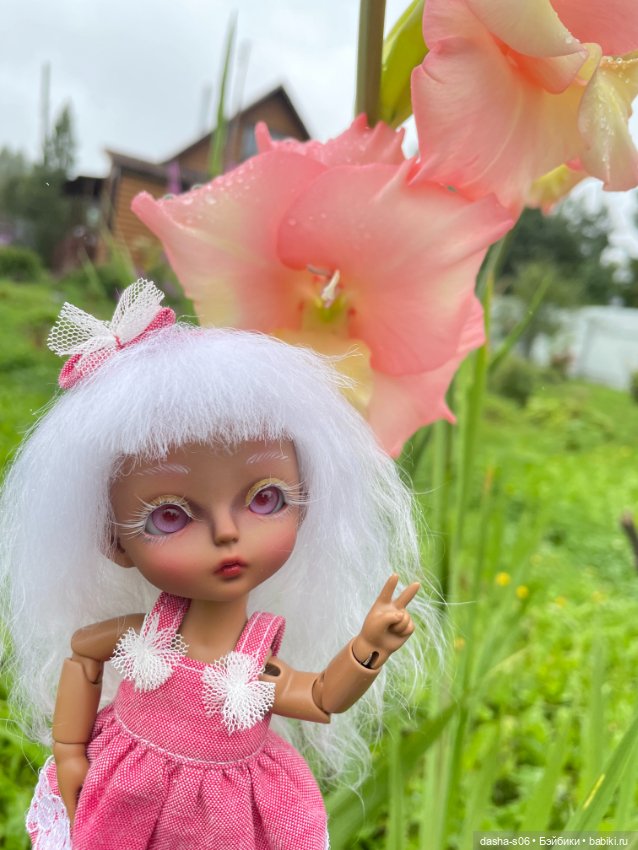 Лиза в обновленном образе) (фото 4)