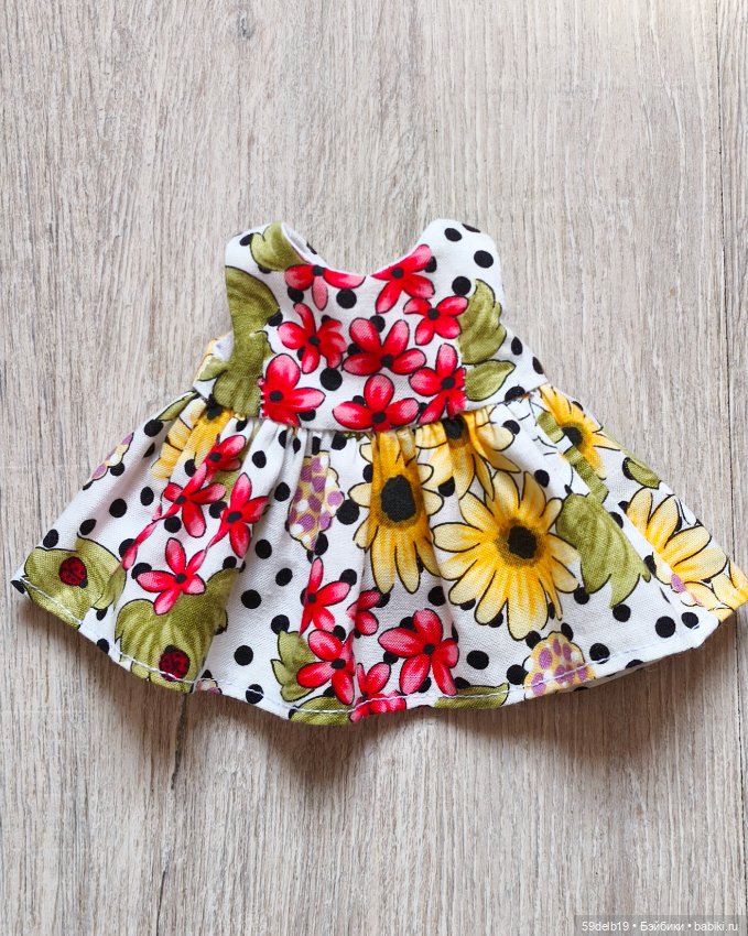 Новый яркий нарядик с вышивкой для Мии 23 см (фото 10)