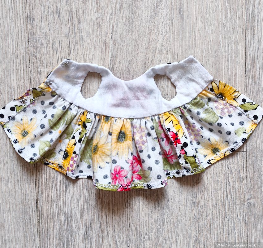 Новый яркий нарядик с вышивкой для Мии 23 см (фото 9)