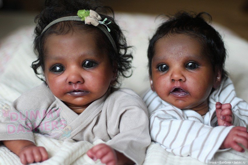 WES & ELSIE скульптора Mirte Kooi, автор прототипа Dummy Dashers Nursery