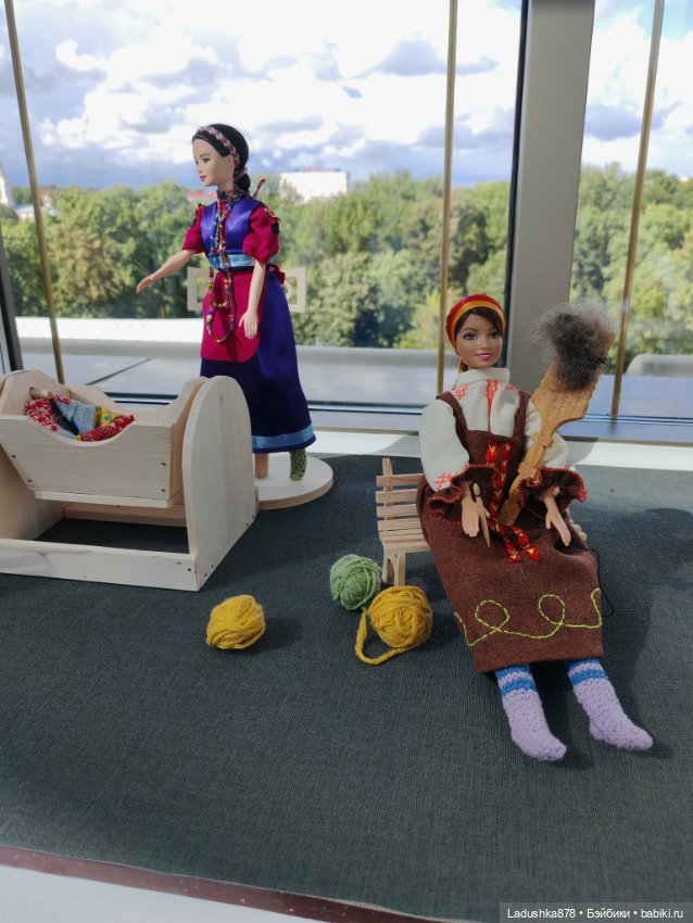 Выставка кукол в народных костюмах