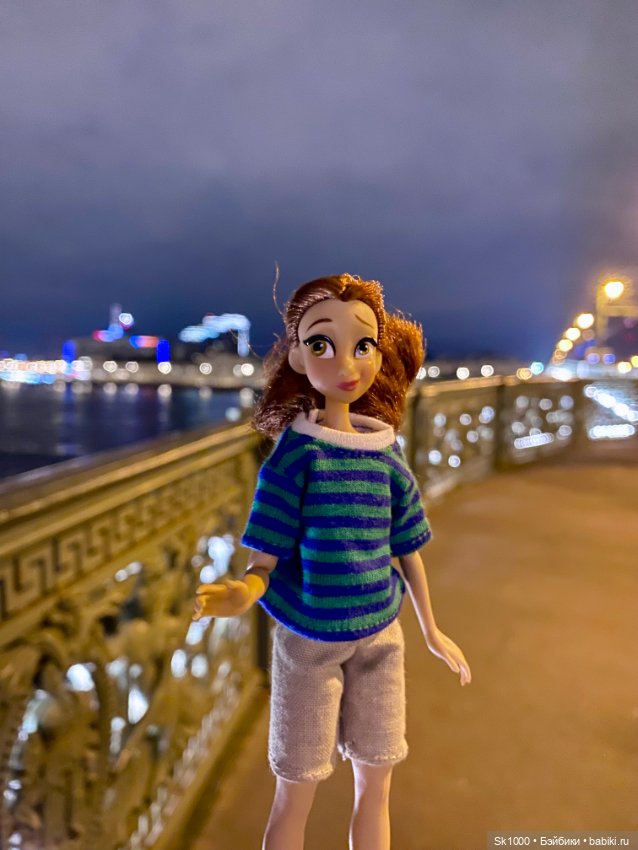 По ночному городу — Куклы Disney Animators и Принцессы Диснея: Disney Store