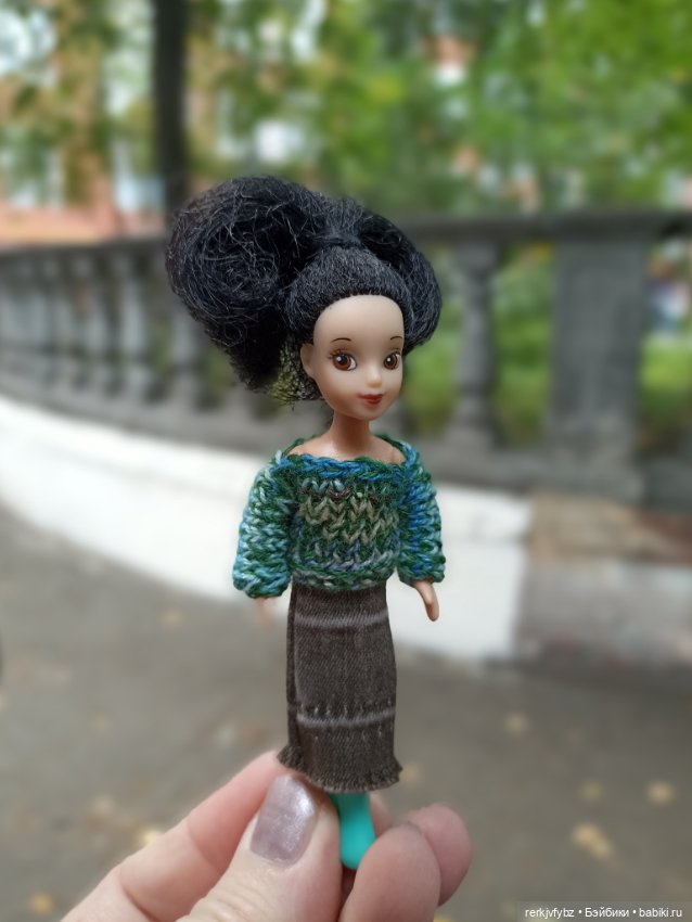 Прогулка с мелкими куклами (фото 8)