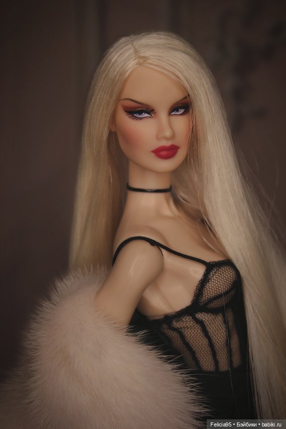 Surrealist Gala Véronique Perrin. Моя новенькая волчица (фото 9)