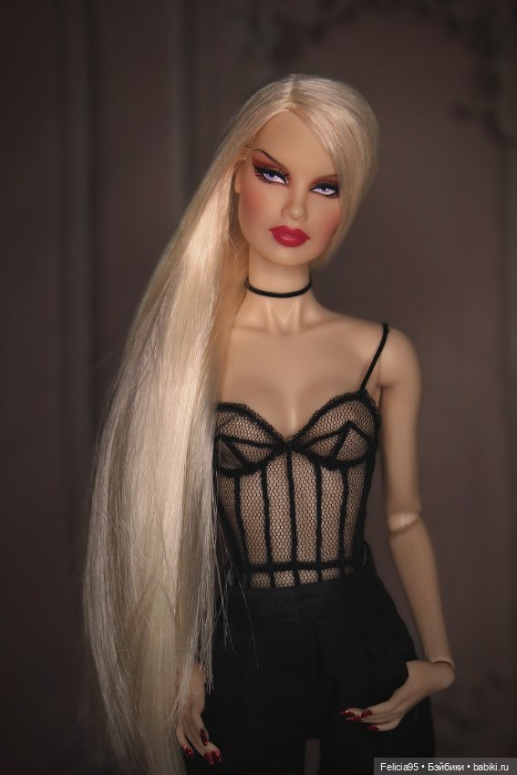 Surrealist Gala Véronique Perrin. Моя новенькая волчица (фото 5)