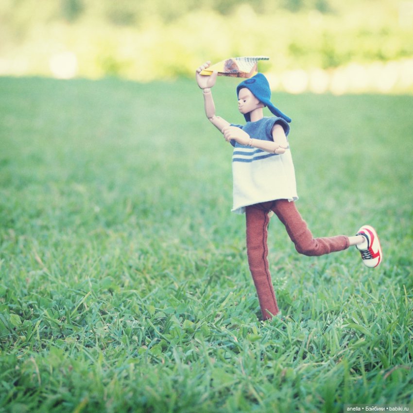 Дик. День полётов — Экшн