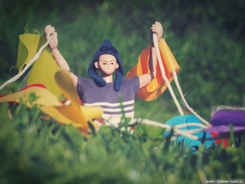 Дик. День полётов — Экшн