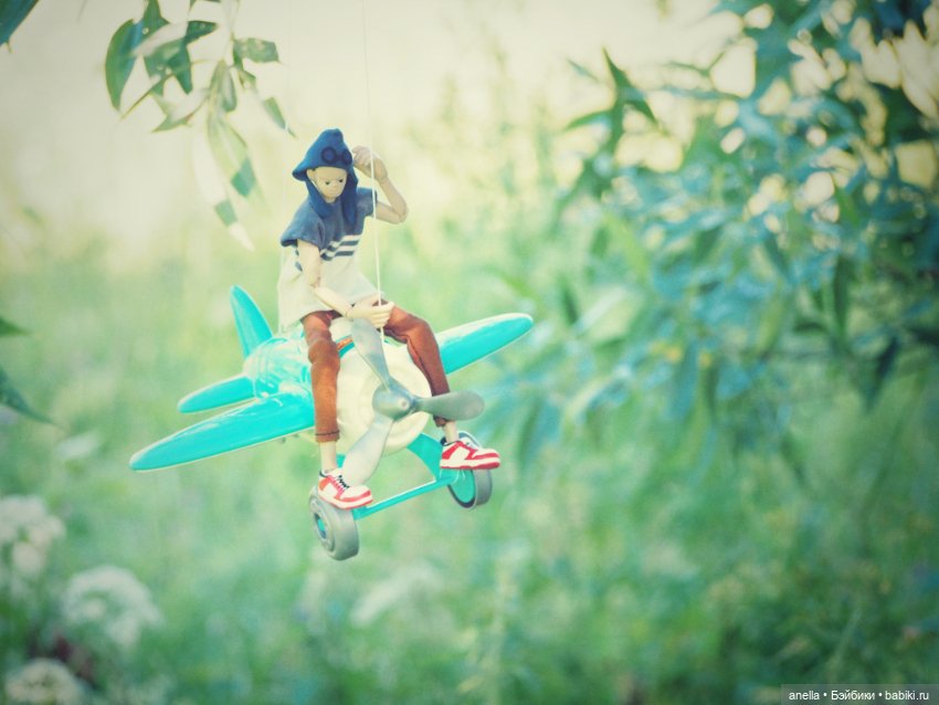 Дик. День полётов — Экшн