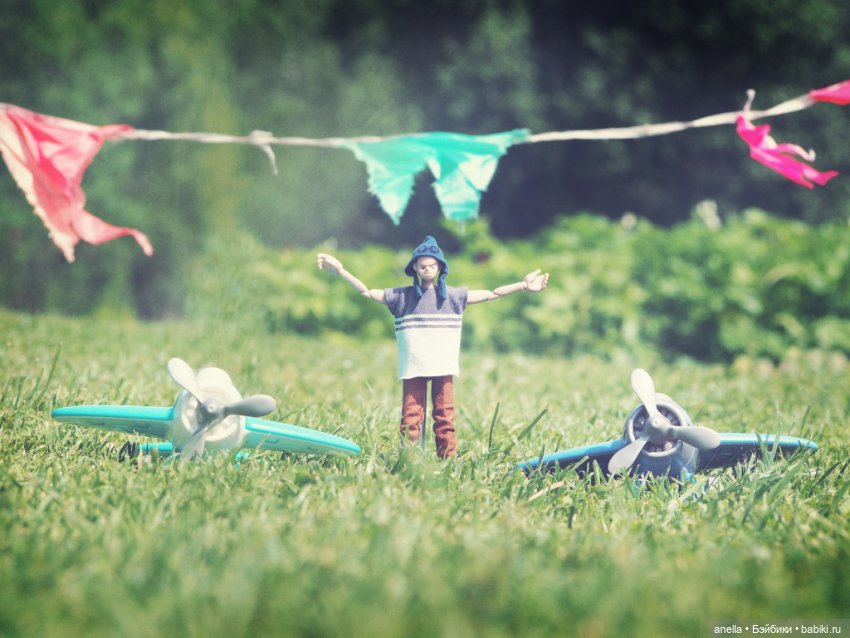 Дик. День полётов — Экшн