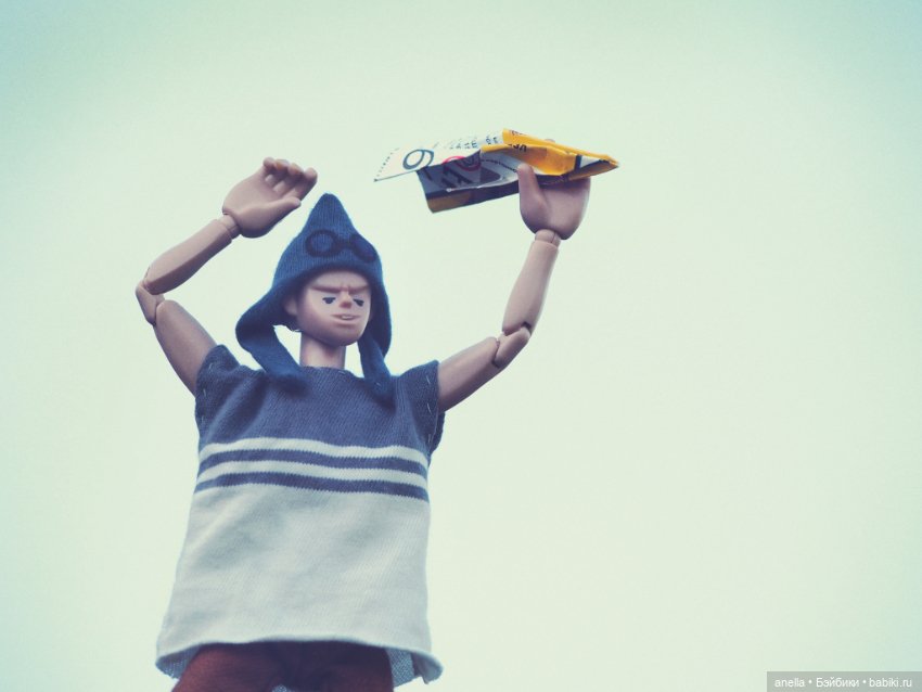 Дик. День полётов — Экшн