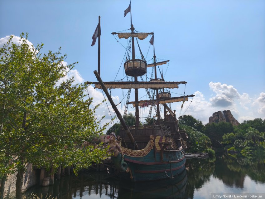 Шанхайский полдень: Диснейленд (часть 1)