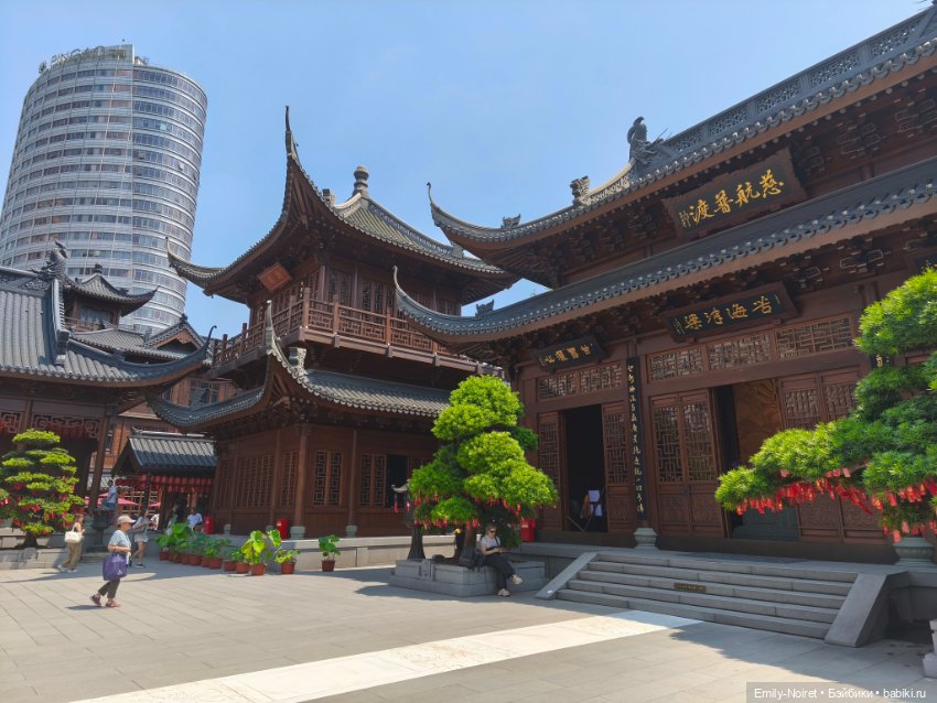 Шанхайский полдень: Храм Нефритового Будды
