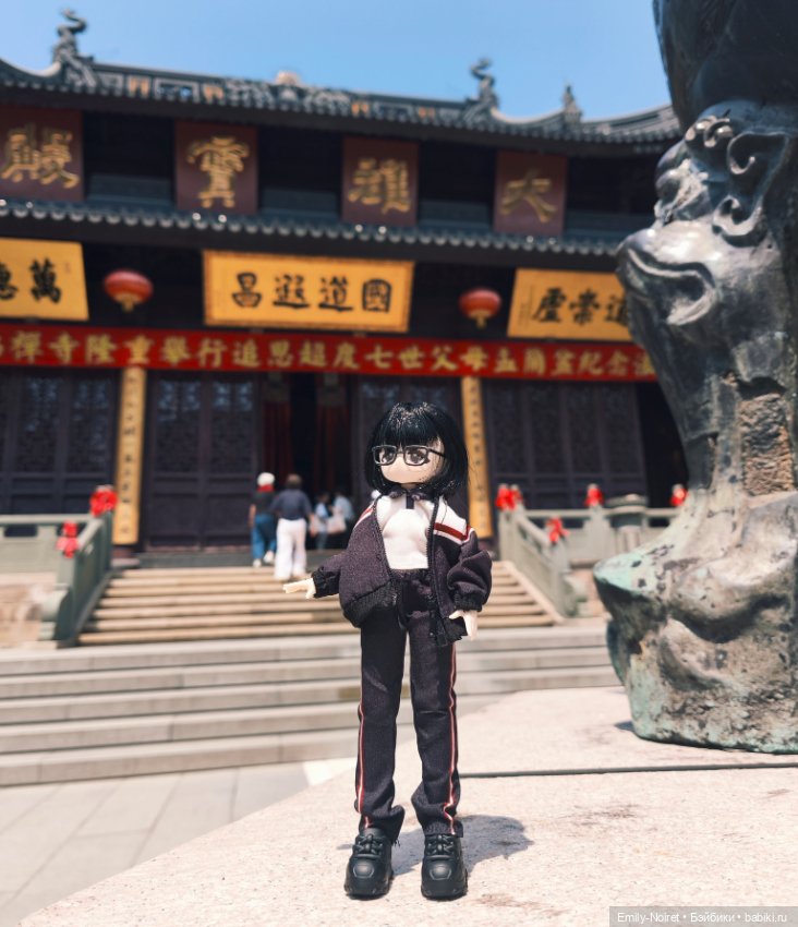 Шанхайский полдень: Храм Нефритового Будды