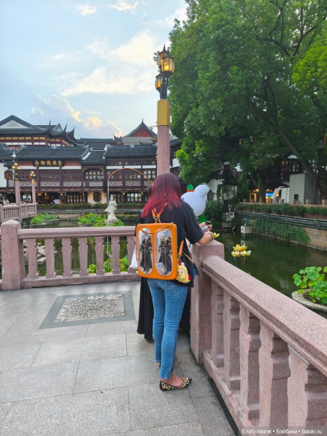 Шанхайский полдень: Вокруг гостиницы