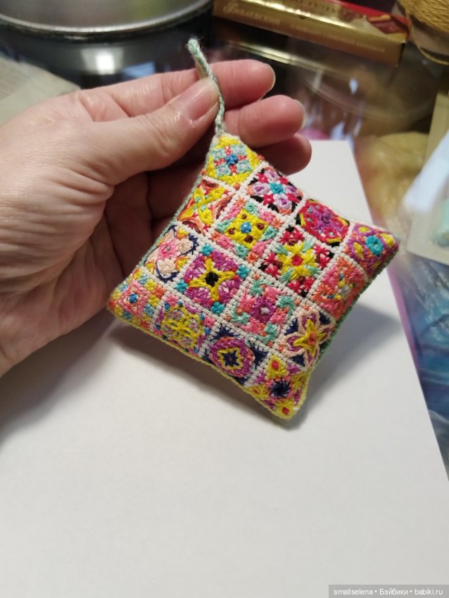 Мои вышитые подушечки — Кукольная миниатюра своими руками: еда (фото 2)