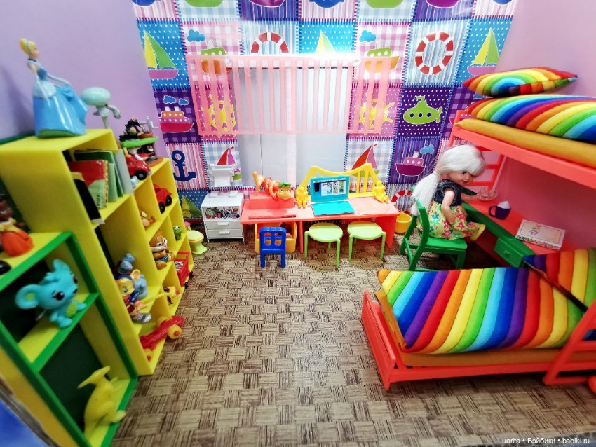 Детская комнатка с напечатанной мебелью (фото 8)