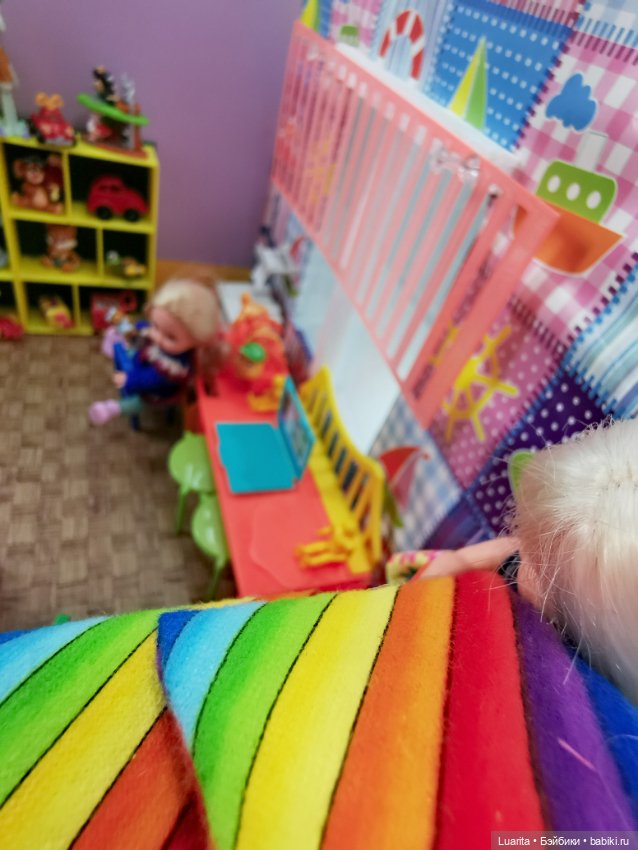 Детская комнатка с напечатанной мебелью (фото 4)