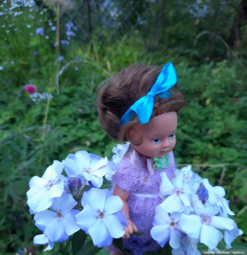 И опять Элечка на прогулке и с цветами🥰💜🌸🌼🌺 (фото 8)