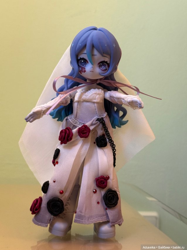 Страшно привлекательная Nyssa