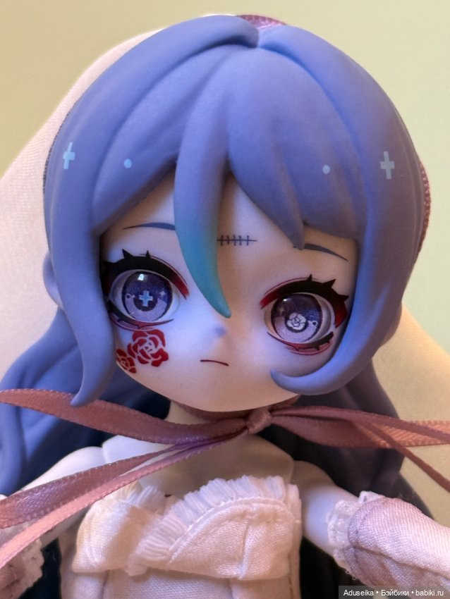 Страшно привлекательная Nyssa