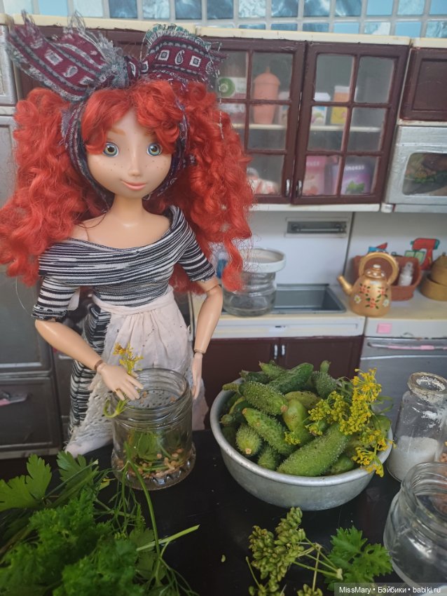 Маринуем огурцы 🥒🥒🥒 — Куклы Disney Animators и Принцессы Диснея: Disney Store (фото 2)