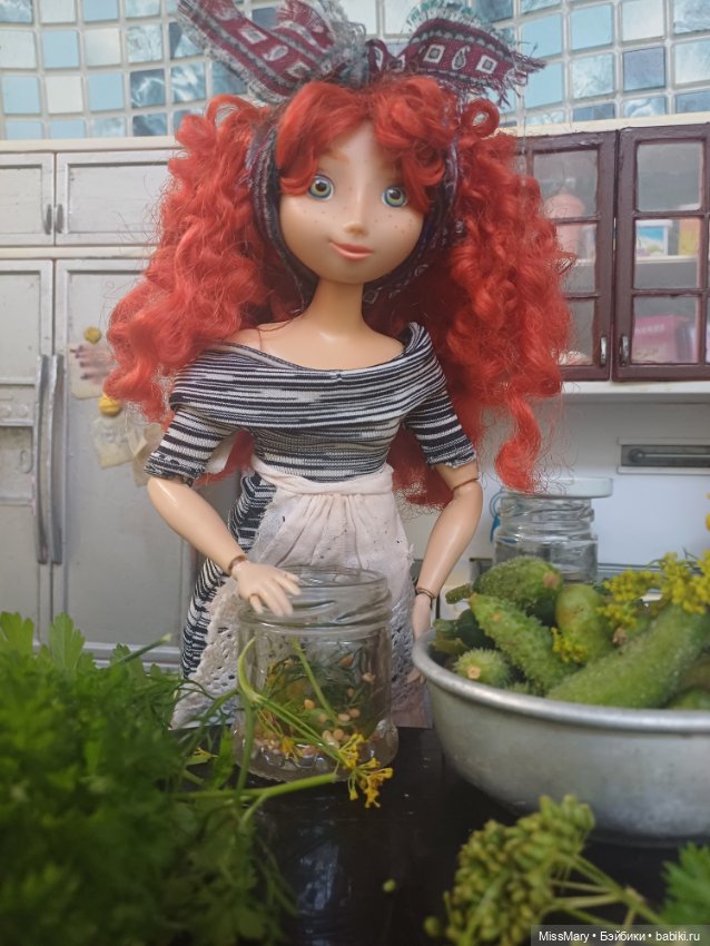 Маринуем огурцы 🥒🥒🥒 — Куклы Disney Animators и Принцессы Диснея: Disney Store (фото 5)